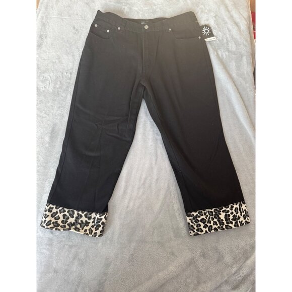 No Boundaries womens size 15  Juniors Black Capri Pants With Leopard Print Cuff - Picture 7 of 16